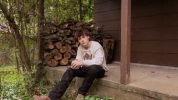 Maddox Batson on Those 'Country Justin Bieber' Comparisons