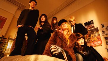 Man/Woman/Chainsaw announce long-awaited debut album 'Cannonball' with pulsating single 'Nosedive'