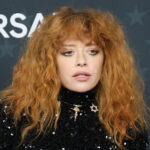 Natasha Lyonne Apologizes To Fellow Travelers Who Were Delayed After ICE Escorted Her Off Plane - All Over A Sleeping Pill?!