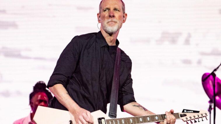 No Doubt Guitarist Reveals Parkinson's Diagnosis