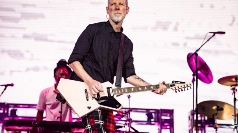 No Doubt's Tom Dumont Shares Early Onset Parkinson's Disease Diagnosis