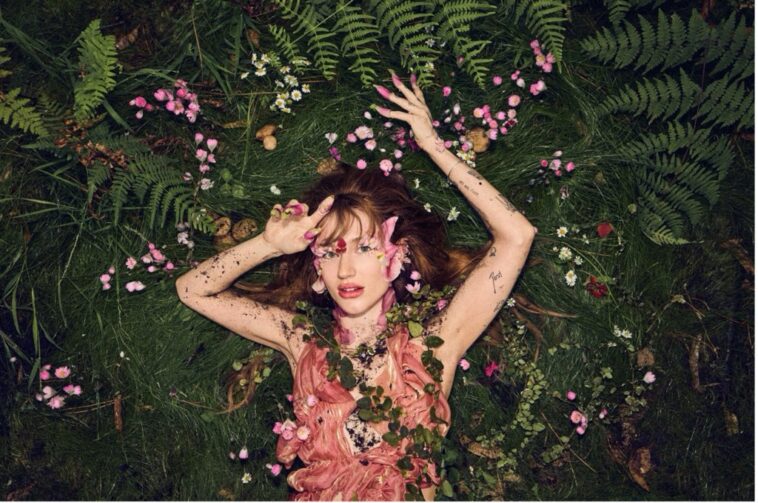 Peach PRC Releases Debut Album 'Porcelain', Shares New Video