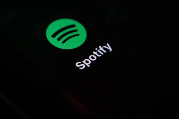 Users Can't Sue Over Discovery Mode 'Payola' Claim