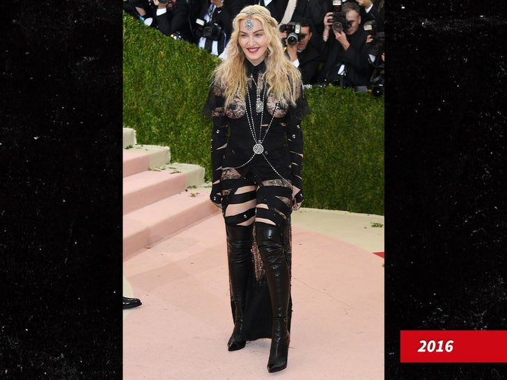 0429-Met-Gala-Looks-Through-The-Years-Sub5