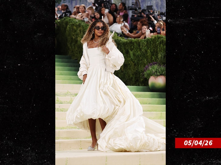 sub-blue-ivy-carter-met-gala-getty-1