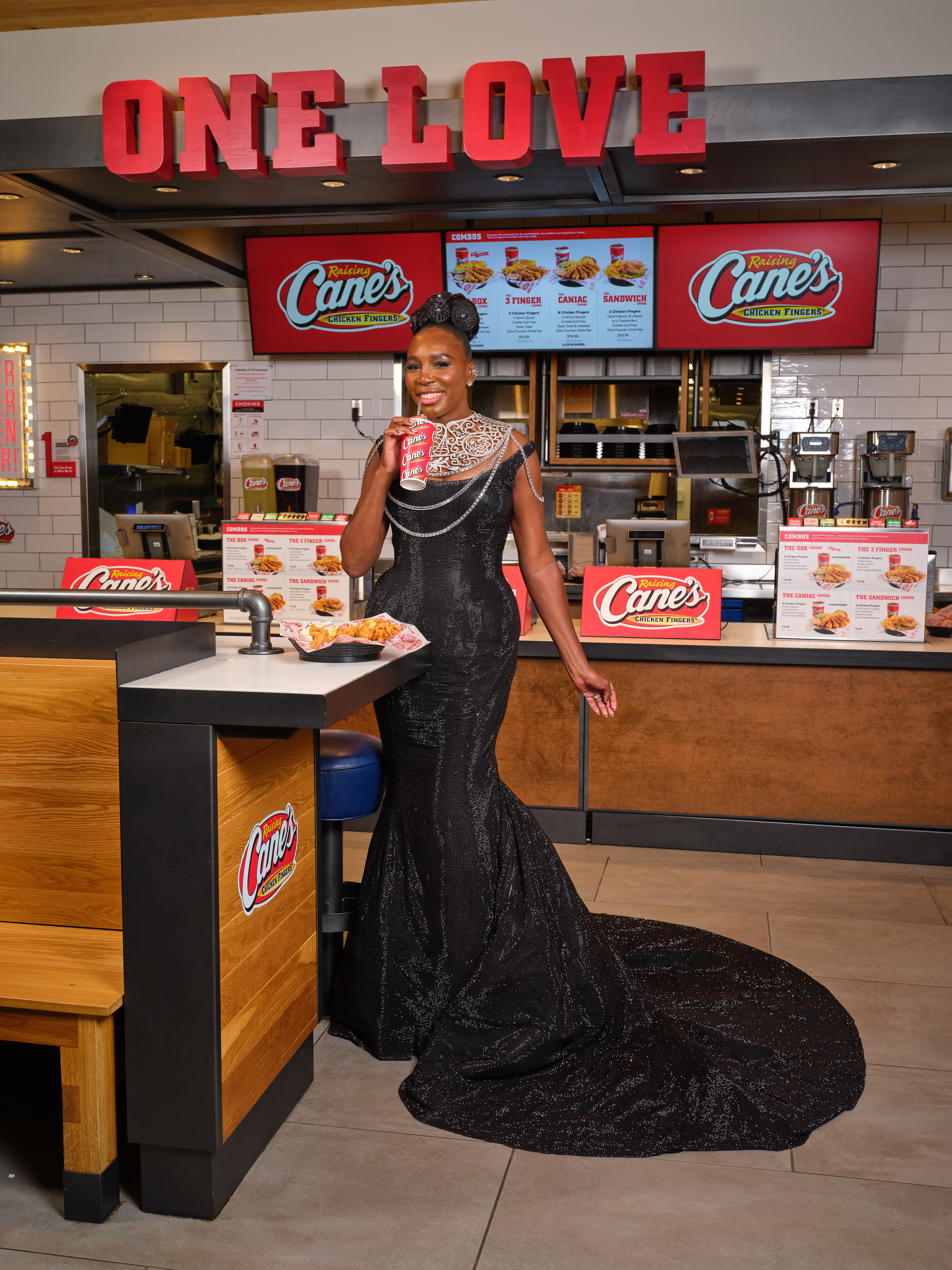 From the Met Gala to the Box Combo, Venus Williams closed out Met Monday the Raising Caneâs way, with a bold, legendary and delicious stop at Caneâs in NYC, May 4, 2026.