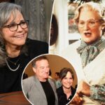Sally Field didn't find Robin Williams funny on 'Mrs. Doubtfire'