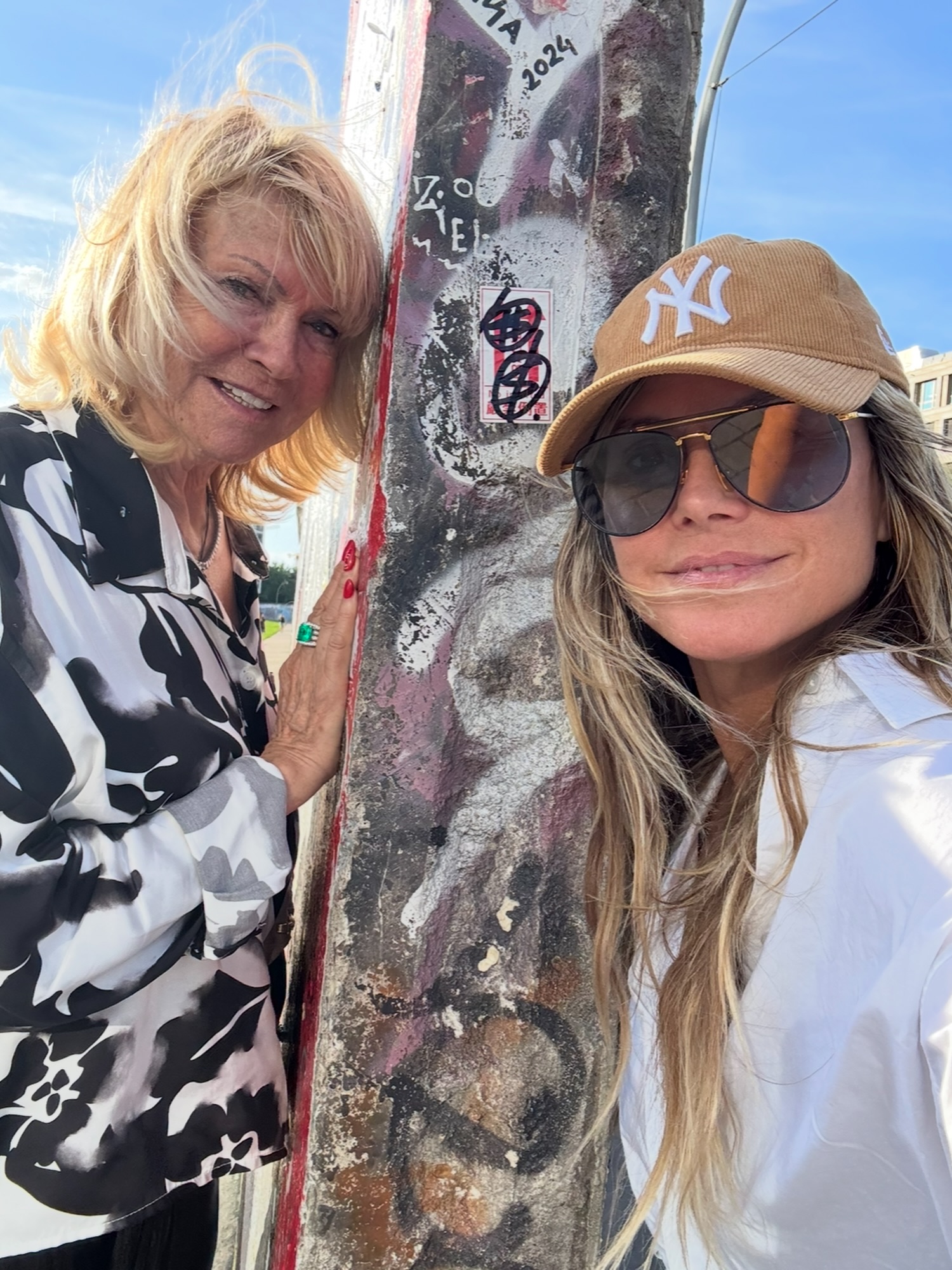 Heidi Klum with her mom. 