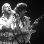 Former Santana Singer Alex Ligertwood Dead at 79