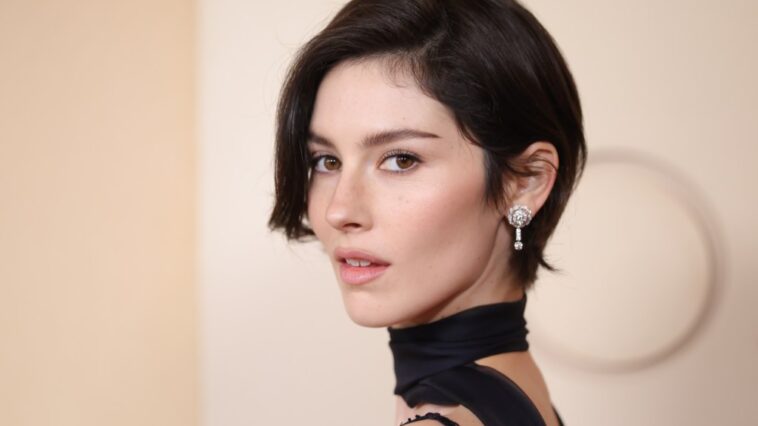 Gracie Abrams' 'Hit the Wall' Song Release Date Announced