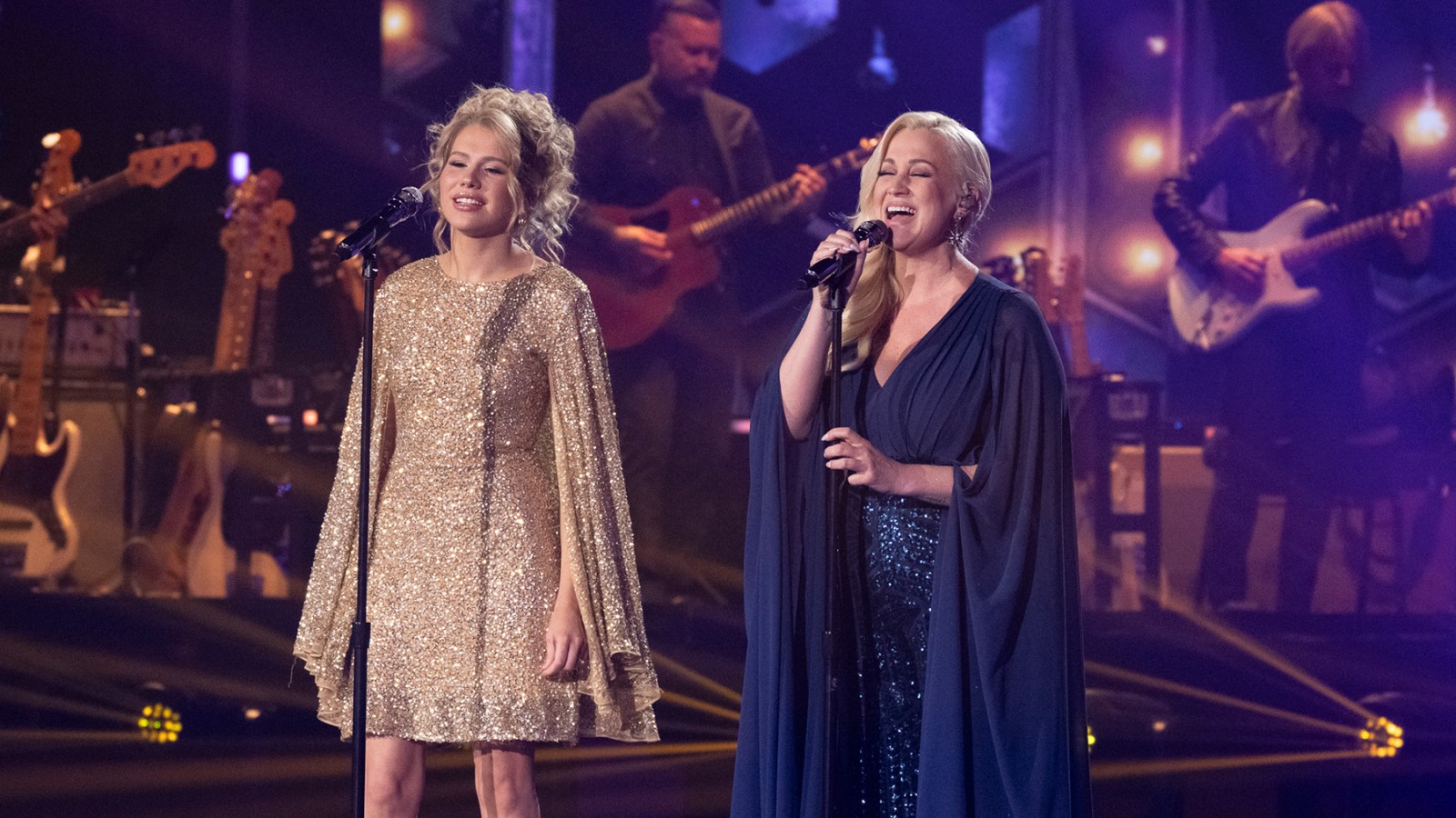 Kellie Pickler Makes Rare 'American Idol' Appearance