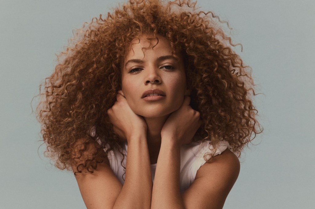 Leslie Grace Talks 'Amor, Quién Eres?,' Her 1st LP in Over a Decade