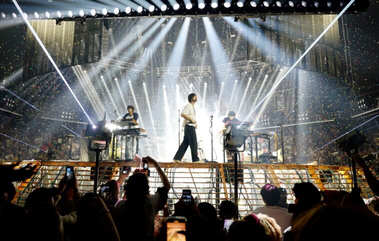 Watch Tame Impala cover 'Neverender' with Justice in Paris